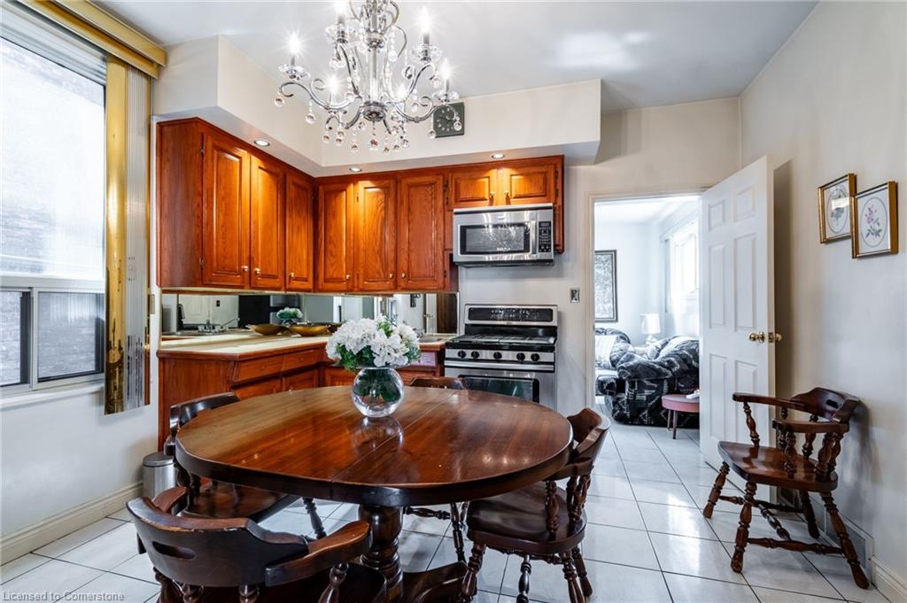 244 Hughson Street N Property Photo 13