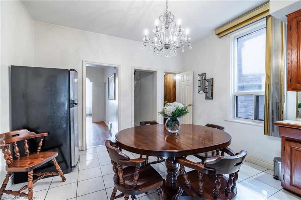 244 Hughson Street N Property Photo 15