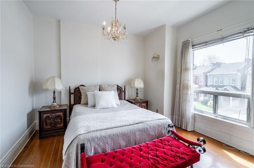 244 Hughson Street N Property Photo 26