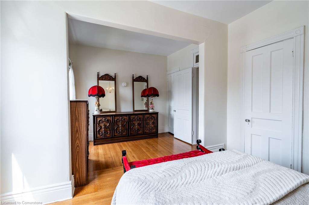 244 Hughson Street N Property Photo 27