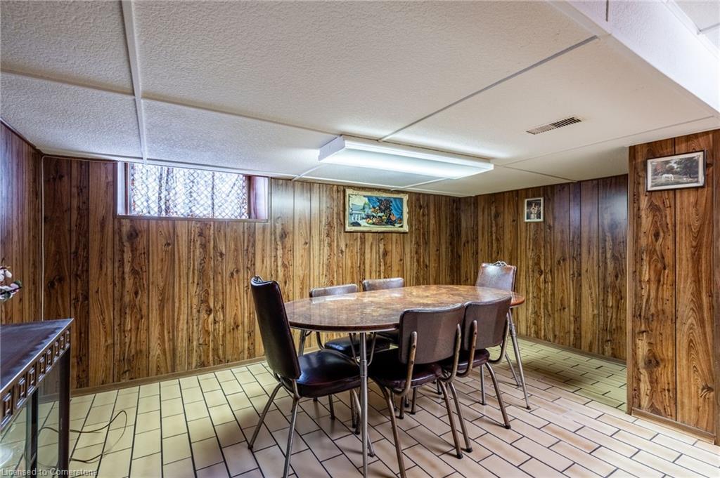 244 Hughson Street N Property Photo 33