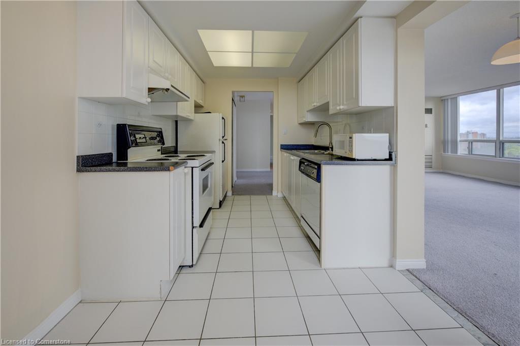 1403-135 Hillcrest Avenue Property Photo 15