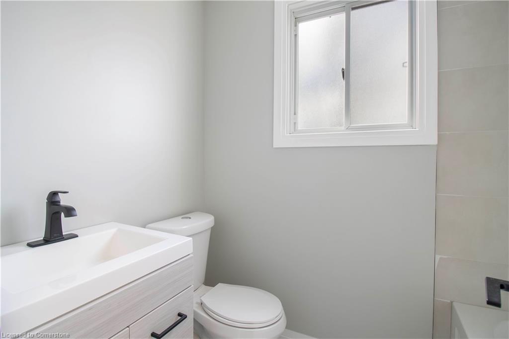 393 Bowen Road Property Photo 33