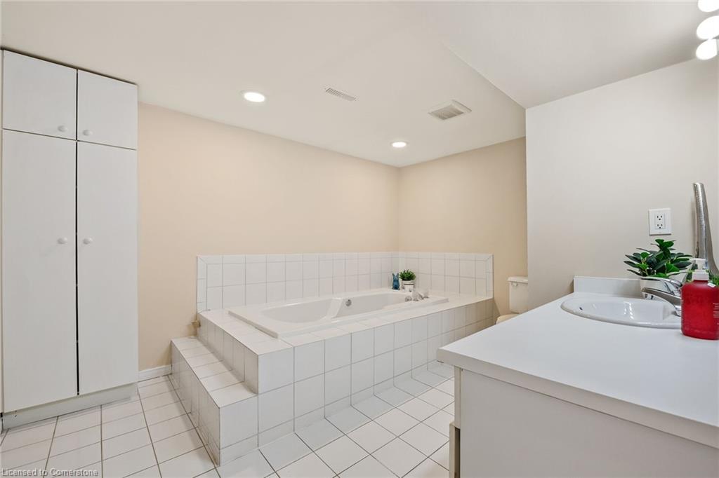 131 Sanatorium Road Property Photo 32