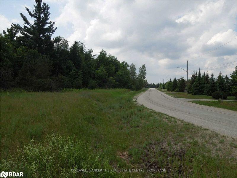 6 Tioga Boulevard Property Photo 3
