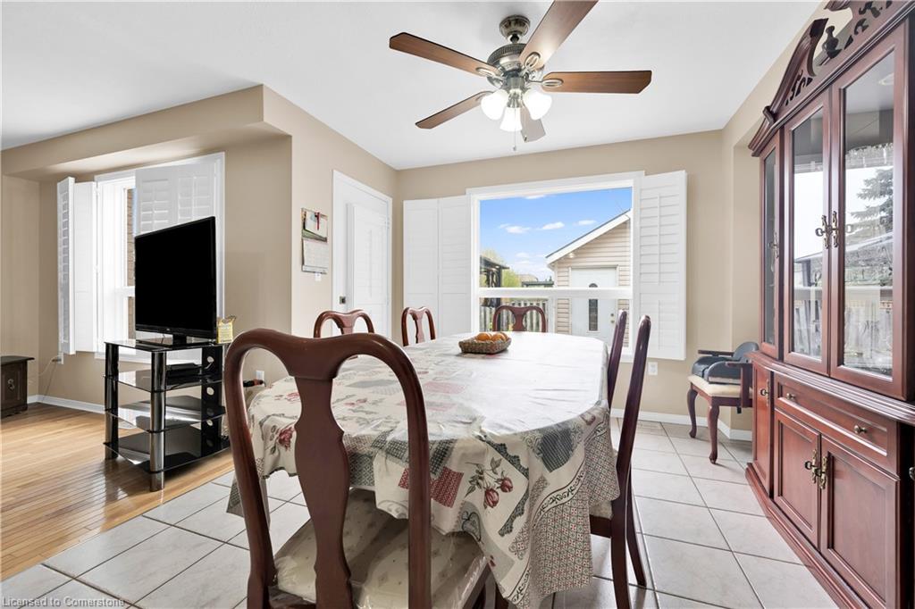 21 Holyoake Drive Property Photo 11