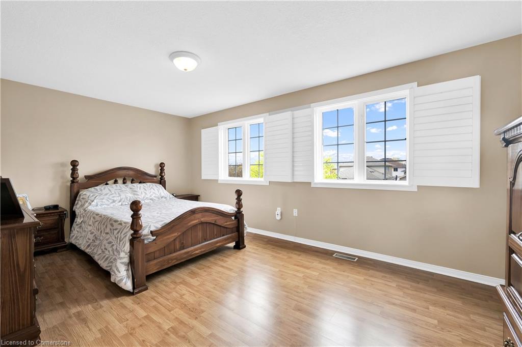 21 Holyoake Drive Property Photo 17