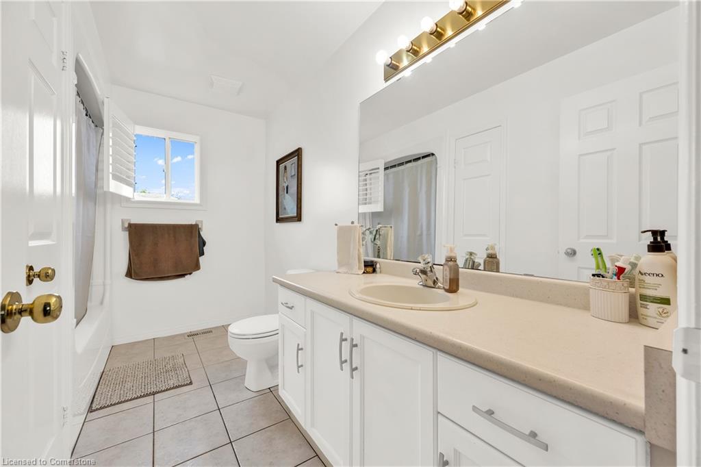 21 Holyoake Drive Property Photo 22