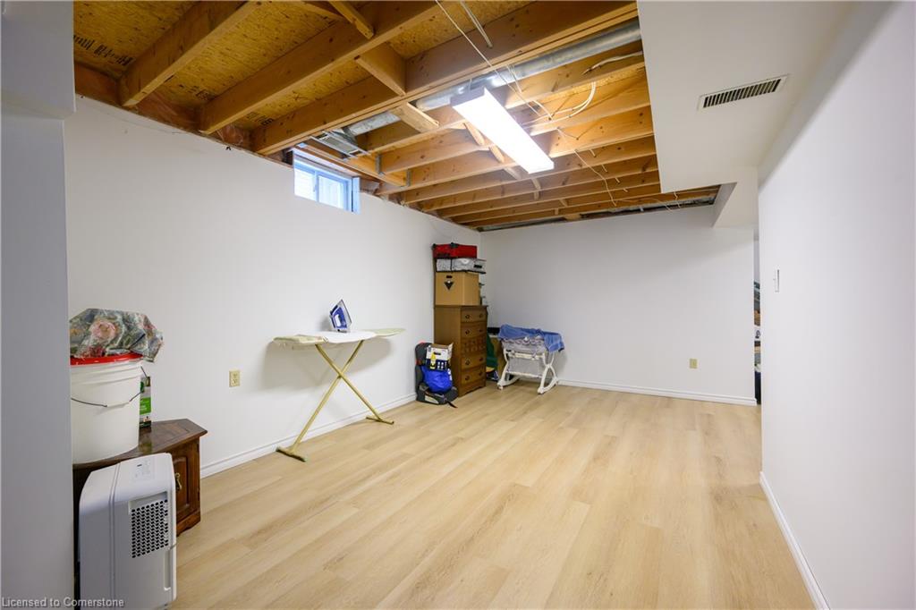 21 Holyoake Drive Property Photo 23