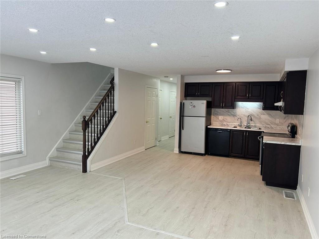1380 Countrystone Drive Property Photo 4