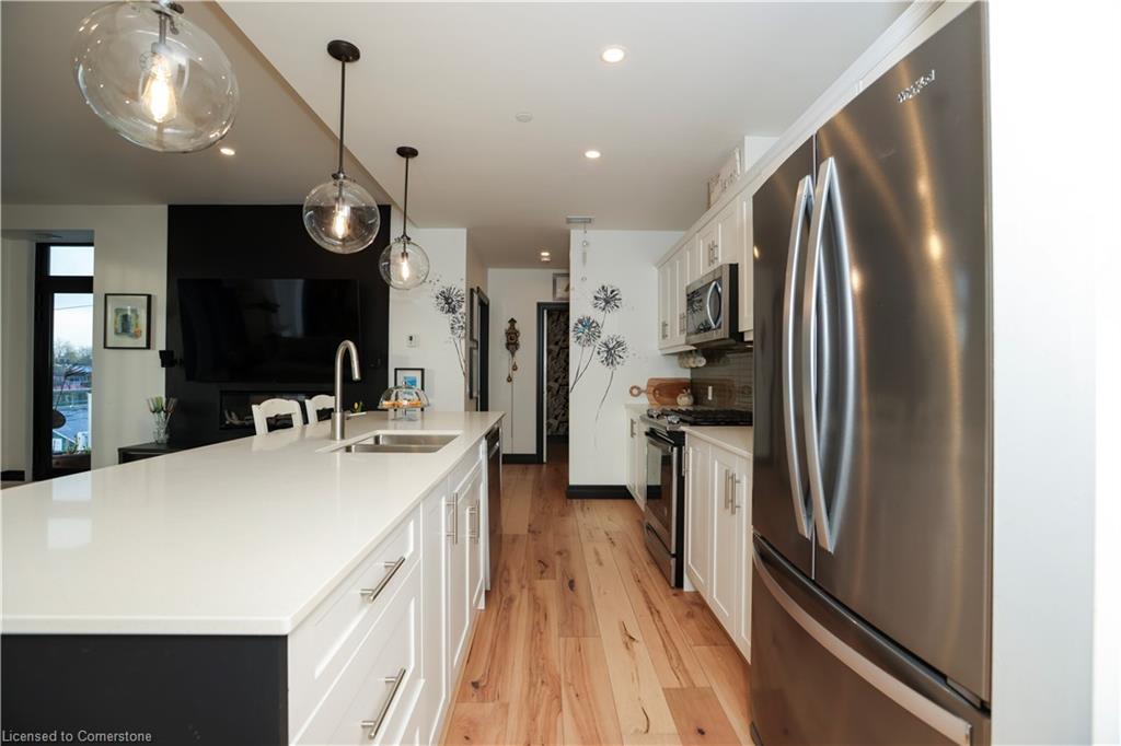 416-38 Harbour Street Property Photo 8