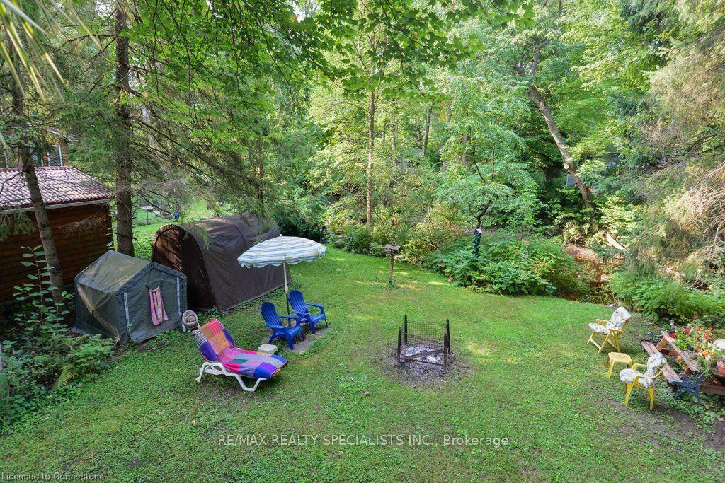 7468 Ash Crescent Property Photo 7