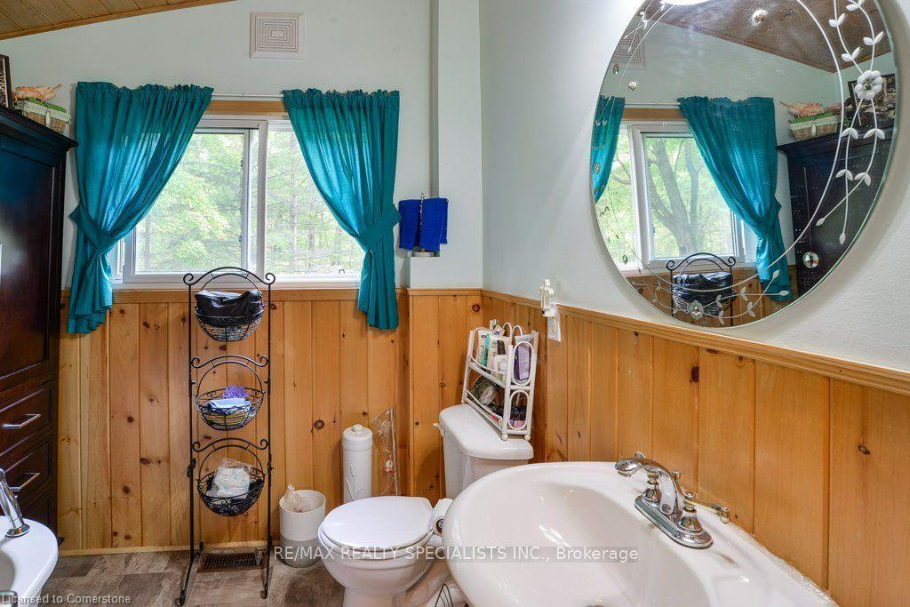 7468 Ash Crescent Property Photo 16