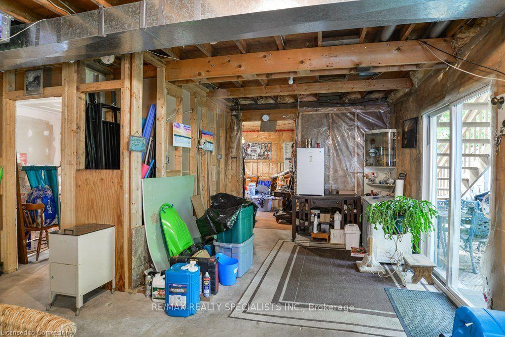 7468 Ash Crescent Property Photo 26