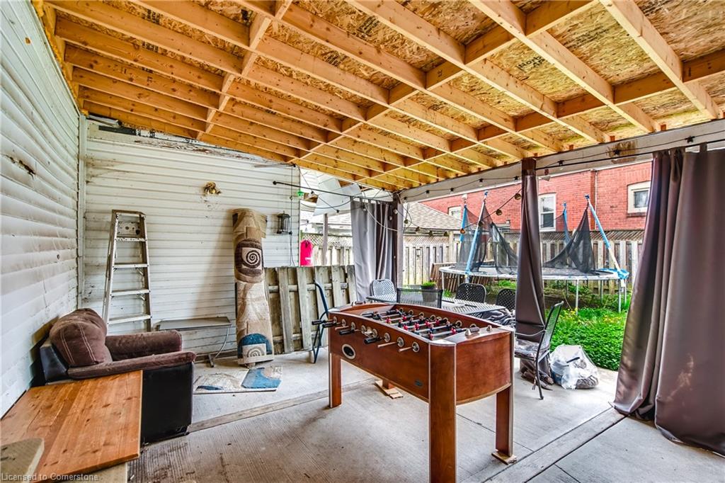 4674 Ryerson Crescent Property Photo 32