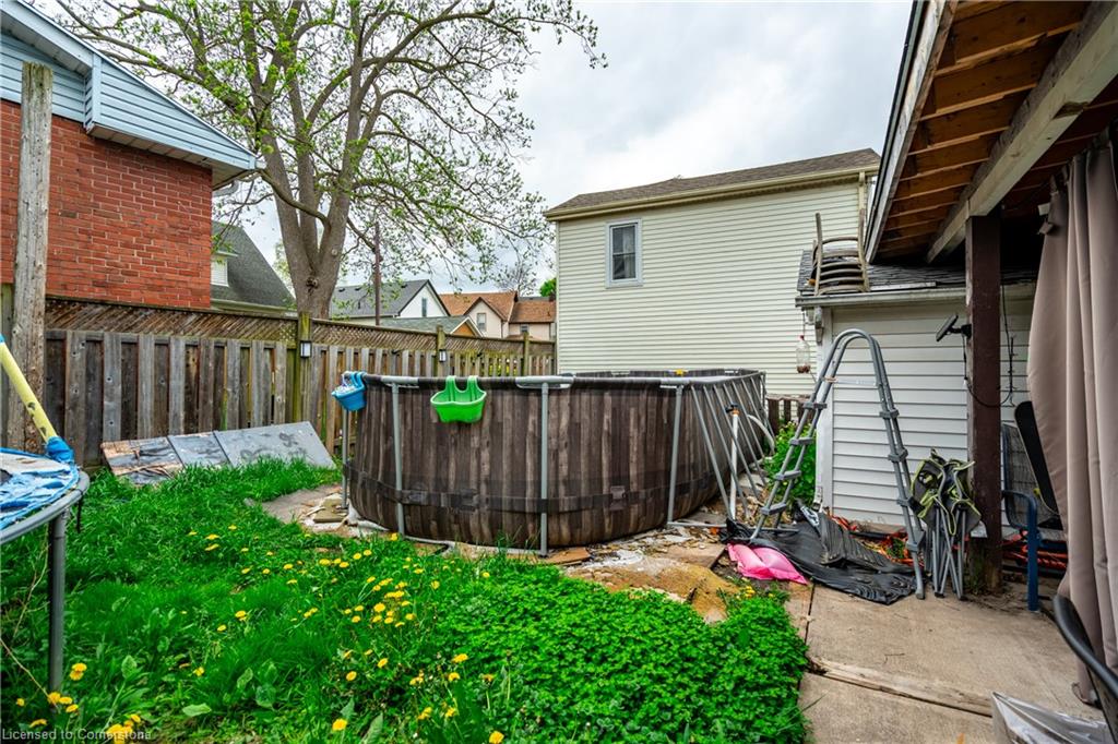 4674 Ryerson Crescent Property Photo 35