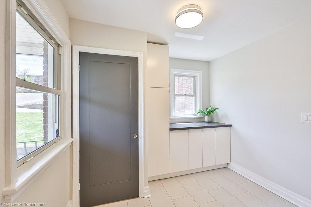 256 Walter Avenue S Property Photo 15