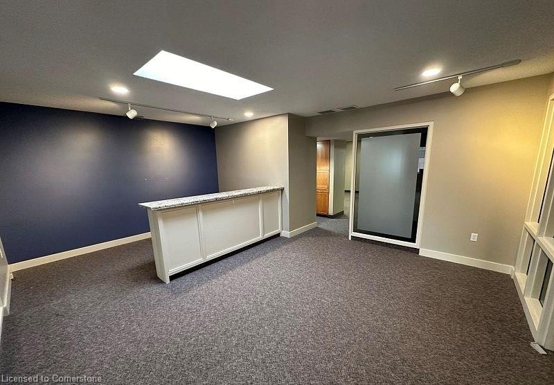 204-442 Brant Street Property Photo 7