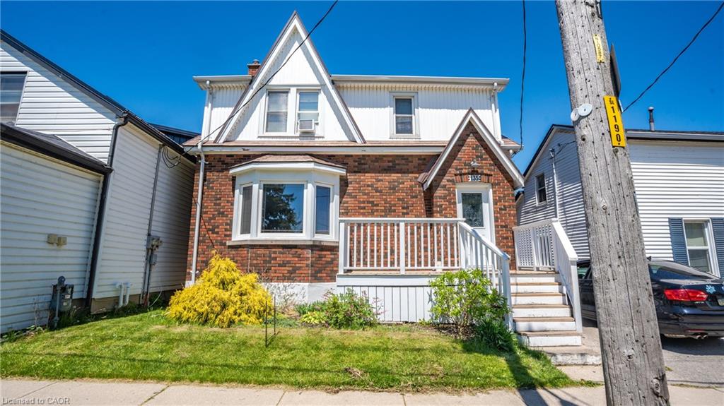 135 Stanley Street Property Photo 1