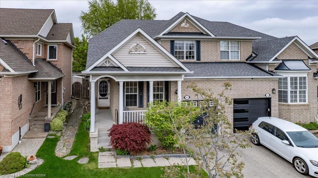 1617 Gowling Terrace Property Photo 4