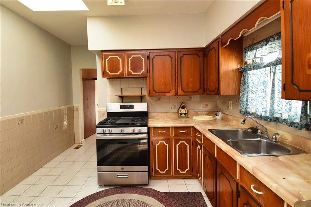 99 Steven Street Property Photo 12