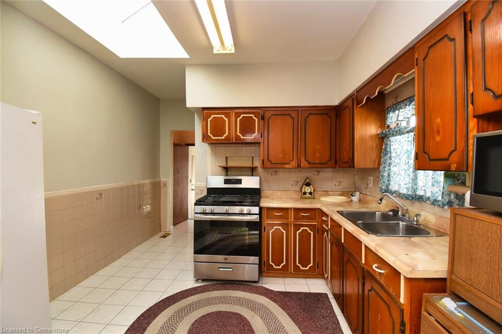 99 Steven Street Property Photo 14