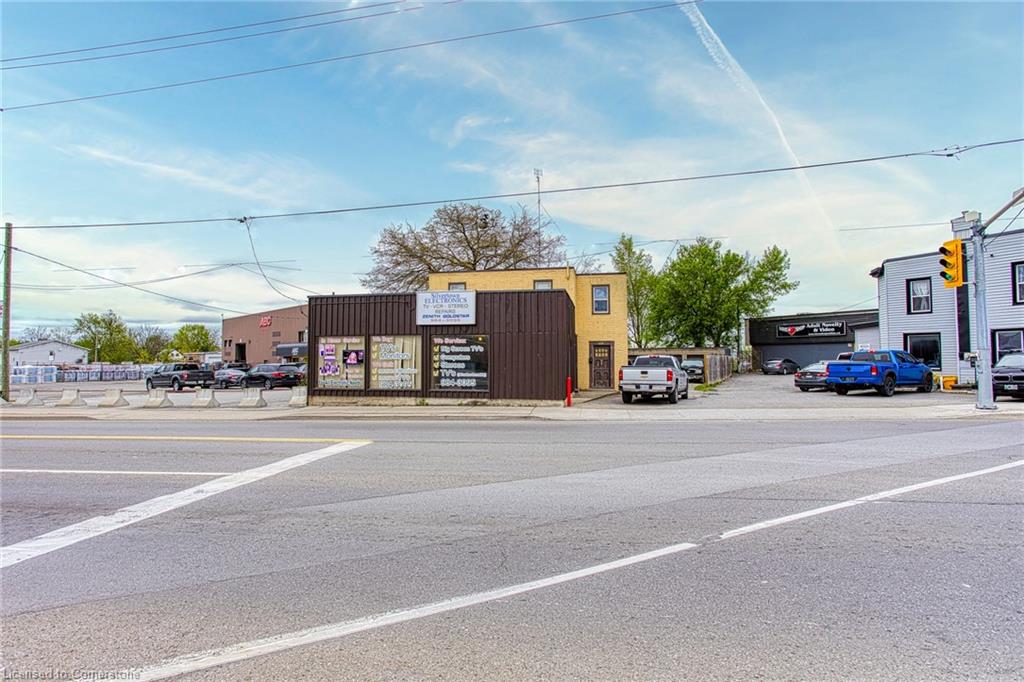 230 Welland Avenue Property Photo 1