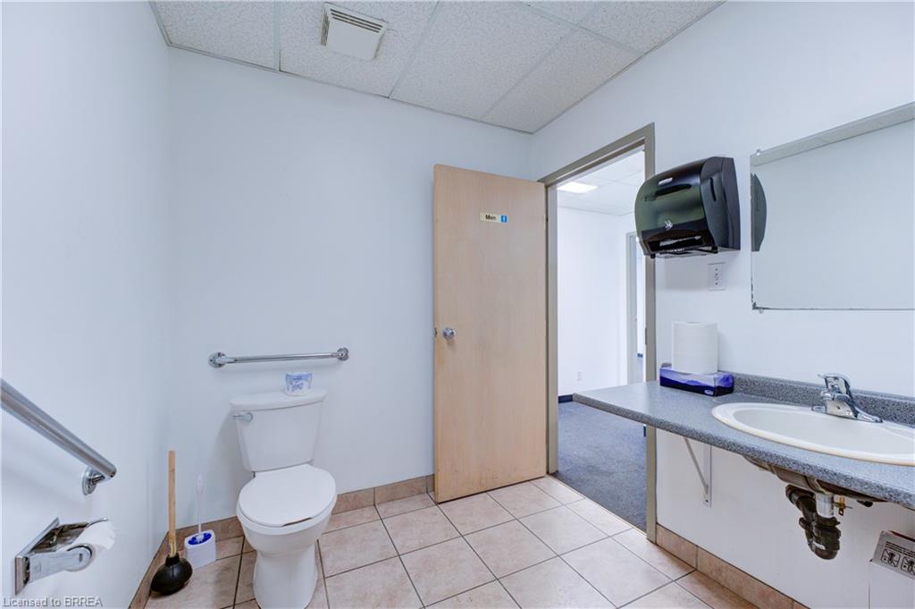 37 Adams Boulevard Property Photo 11