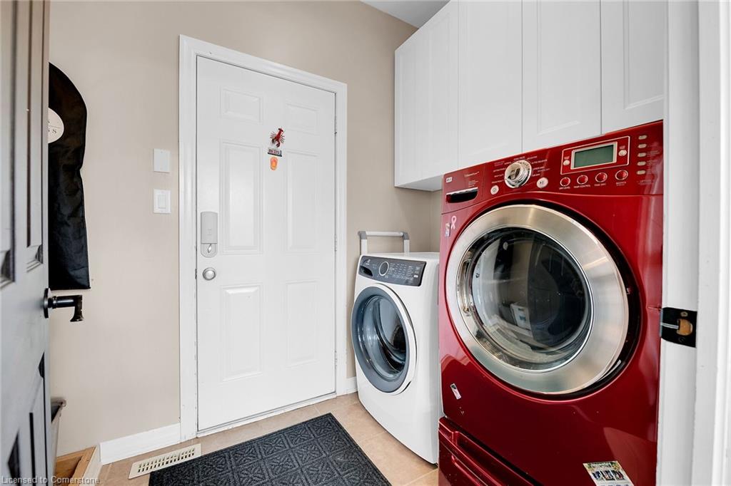 56 Nanaimo Crescent Property Photo 18