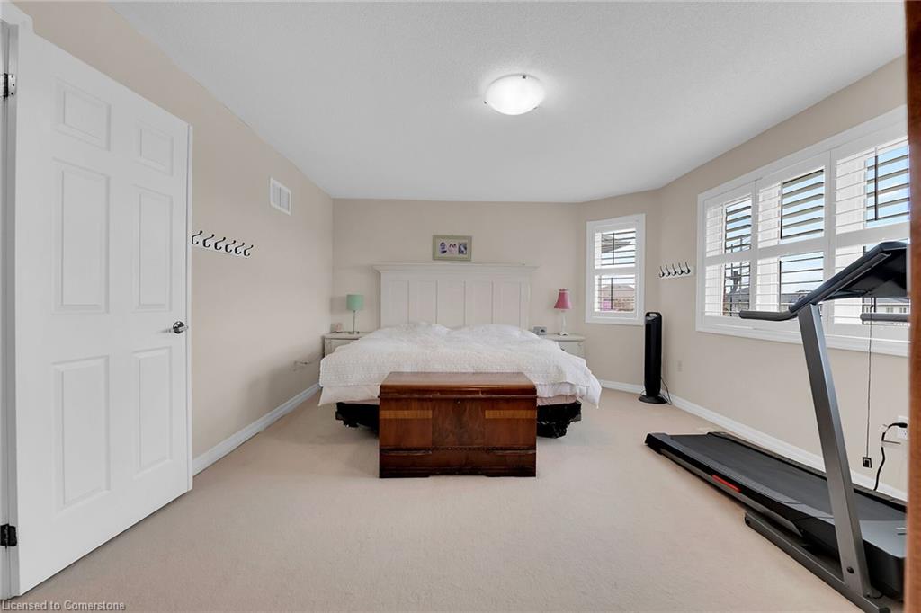 56 Nanaimo Crescent Property Photo 27