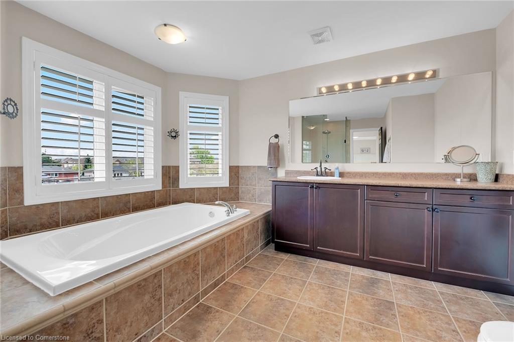 56 Nanaimo Crescent Property Photo 31