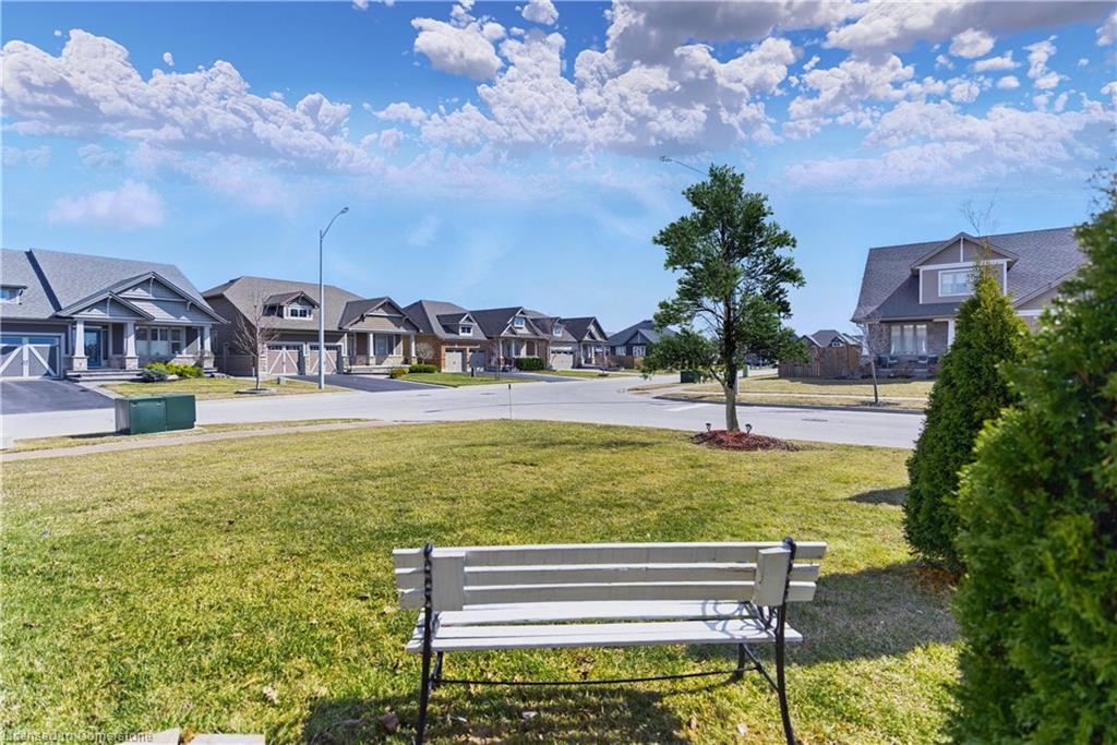 10 Harvest Gate Property Photo 3