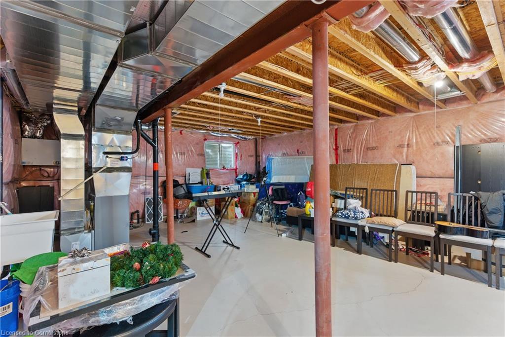 10 Harvest Gate Property Photo 30