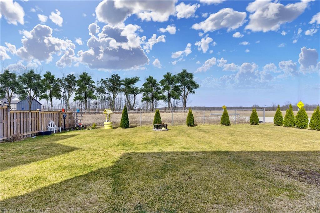10 Harvest Gate Property Photo 32