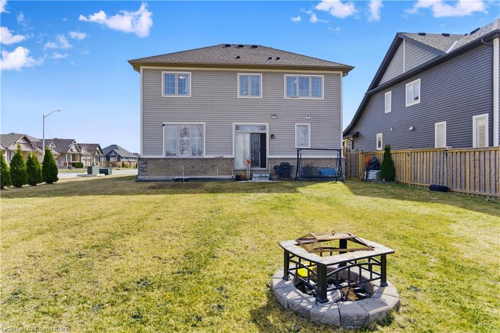 10 Harvest Gate Property Photo 34