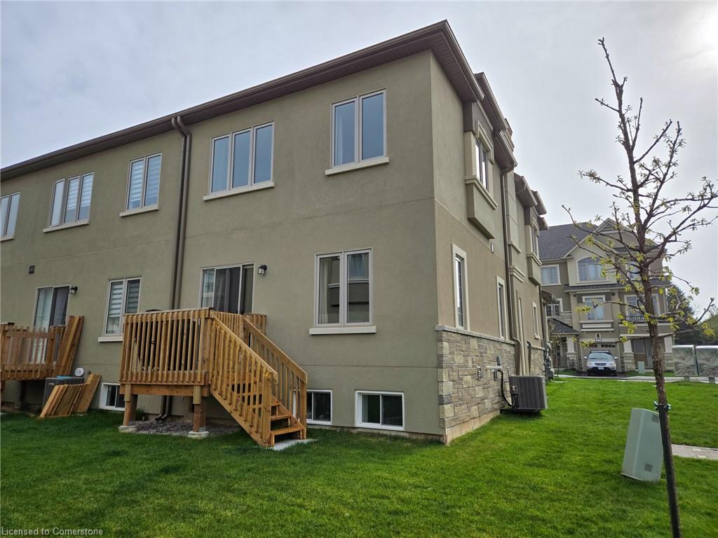 118-305 Garner Road W Property Photo 27