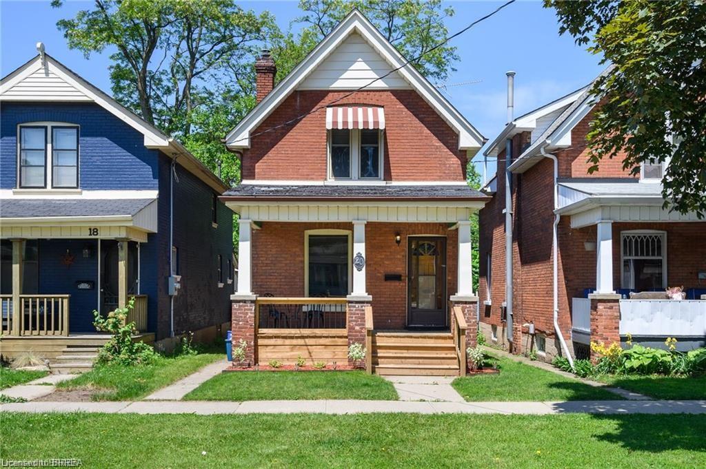 20 Wells Avenue Property Photo