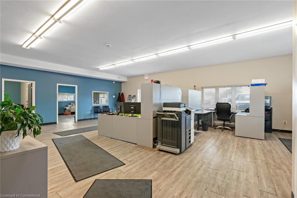 281 Campbell Street Property Photo 4