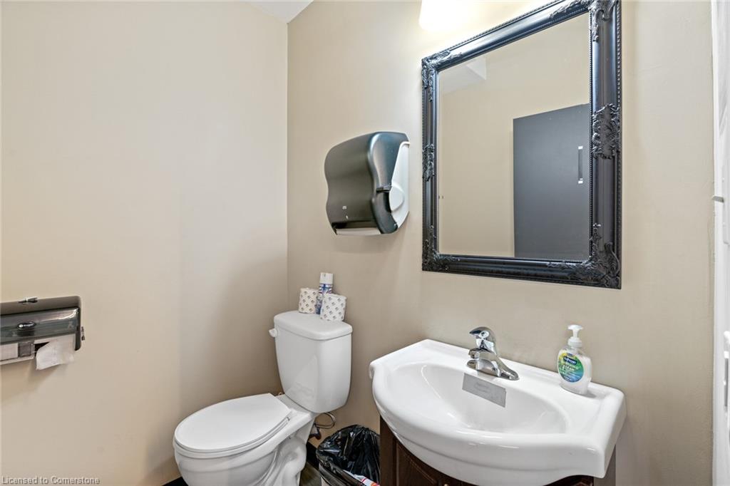 281 Campbell Street Property Photo 7