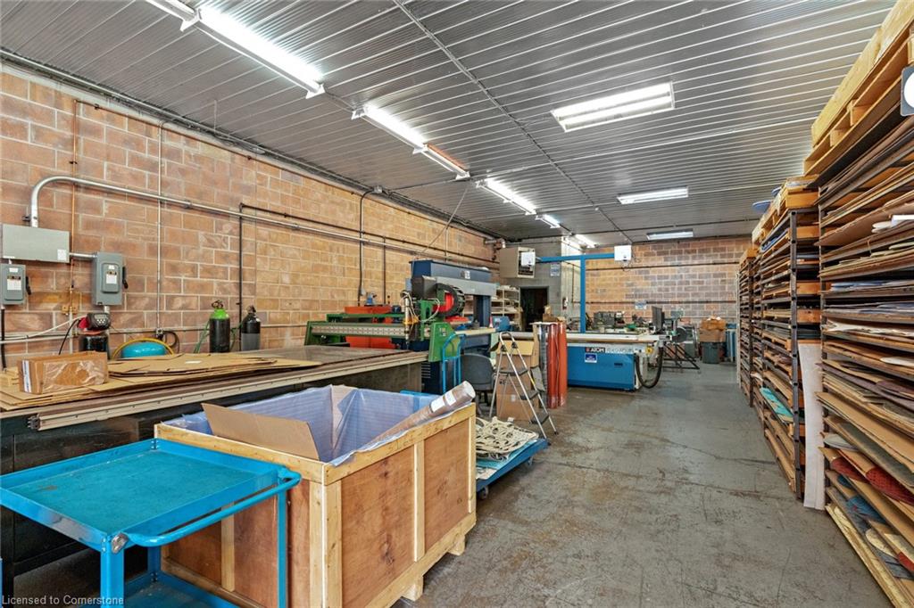 281 Campbell Street Property Photo 17