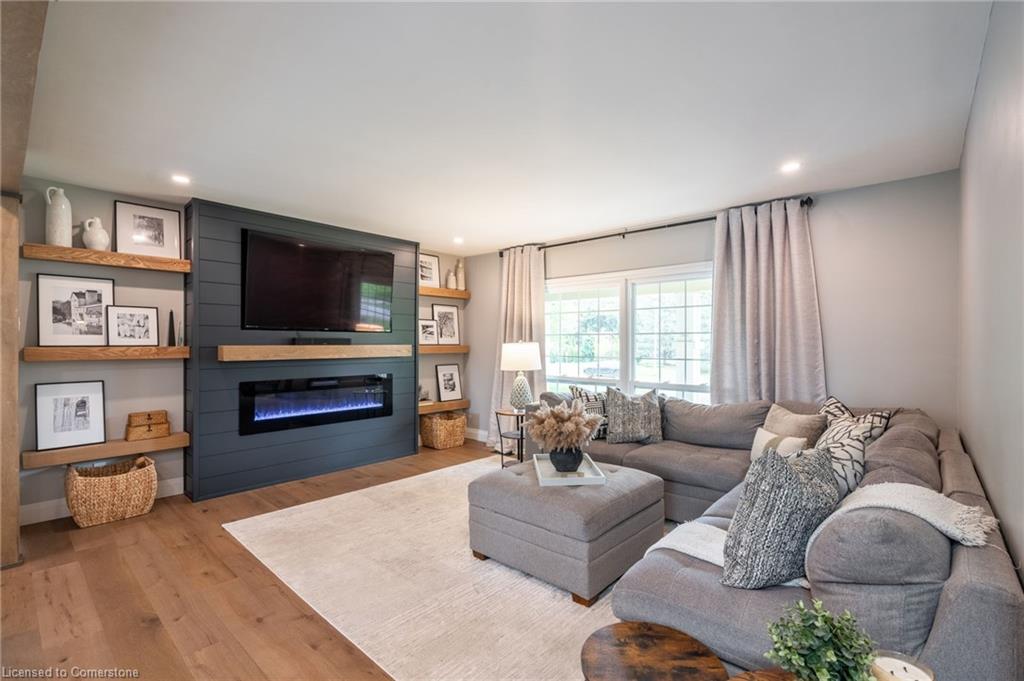 13 Woodend Drive Property Photo 16