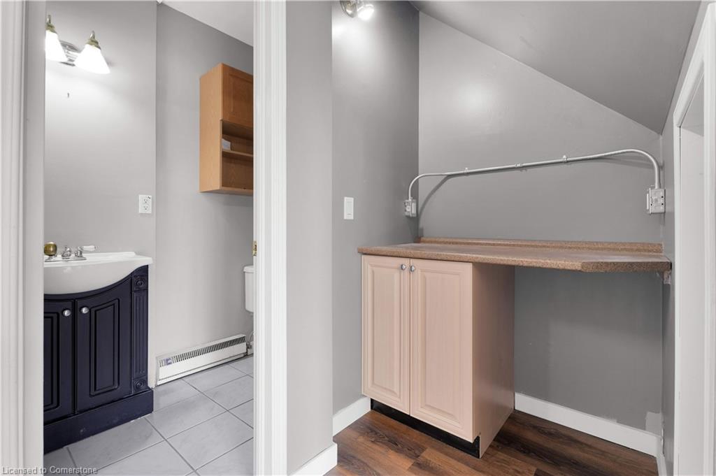 507 Dolph Street N Property Photo 6