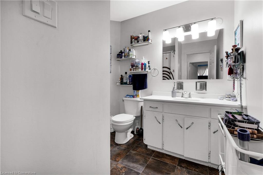 507 Dolph Street N Property Photo 23