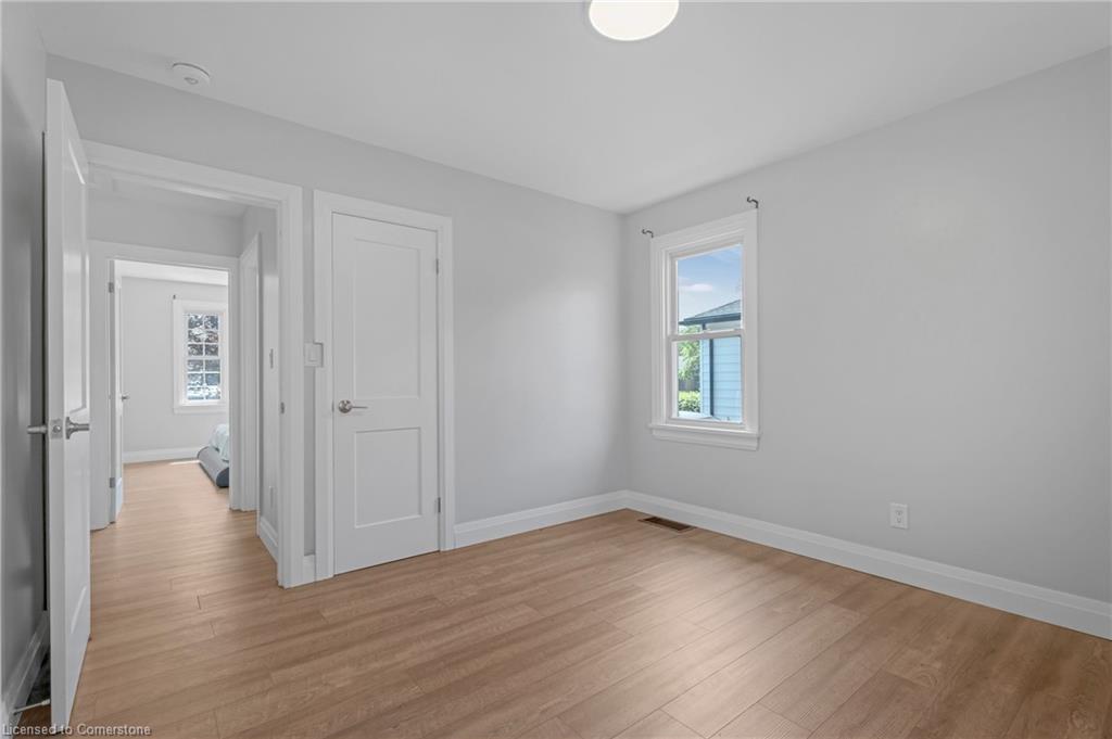 9 Heywood Avenue Property Photo 17