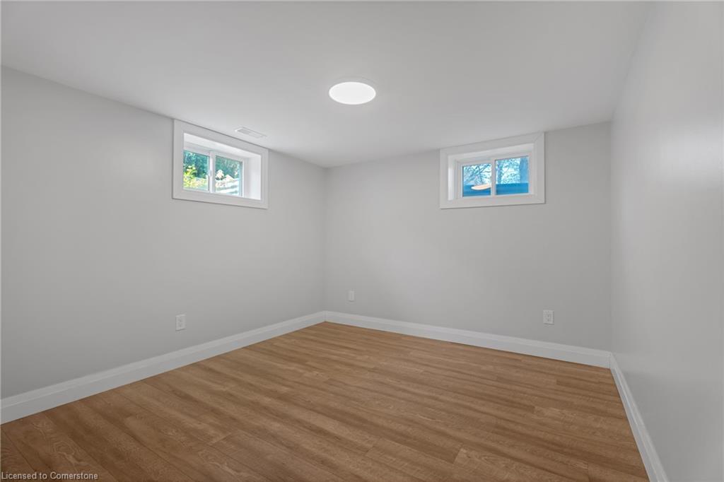9 Heywood Avenue Property Photo 23