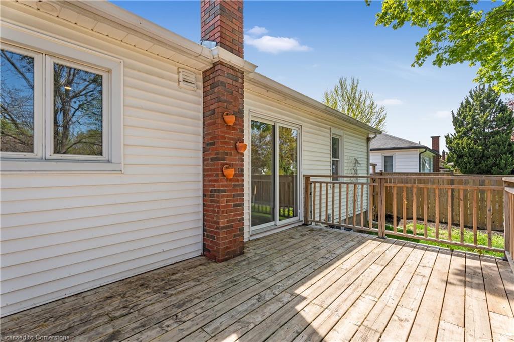 9 Heywood Avenue Property Photo 27