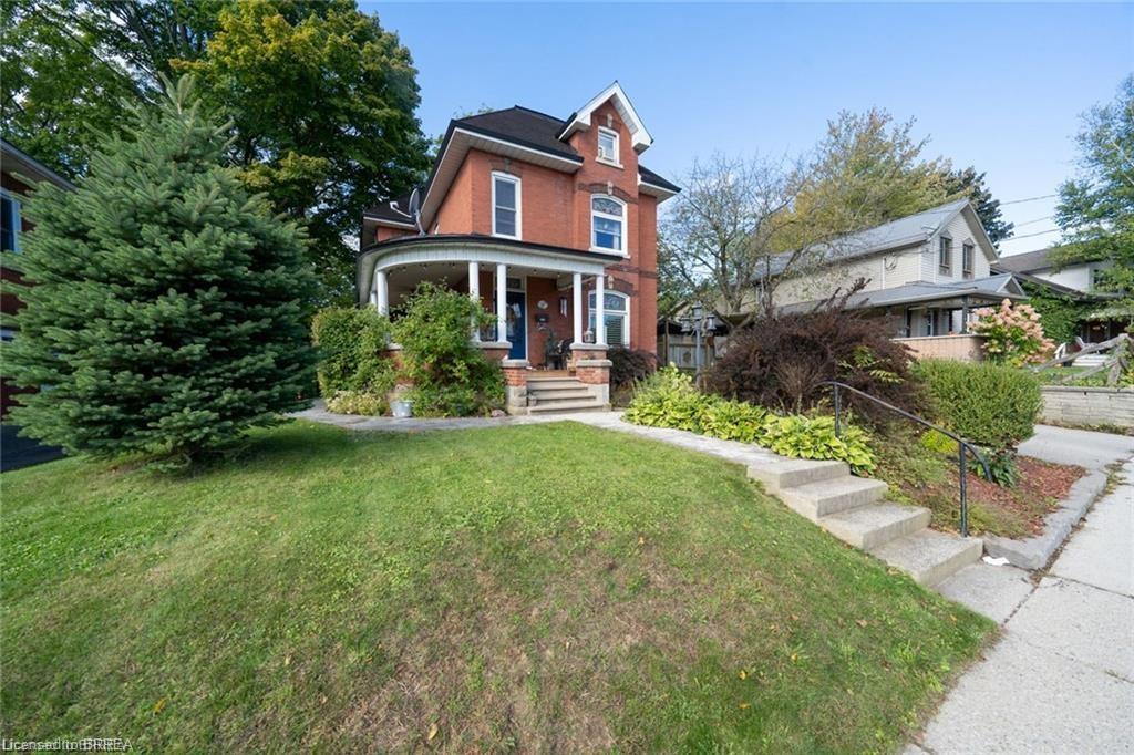 284 Colborne Street N Property Photo 1