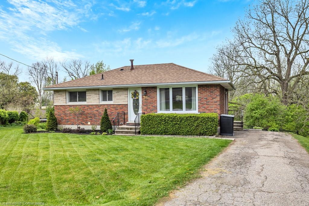 24 Spruce Road