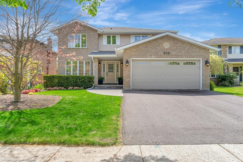 208 Michener Crescent Property Photo 1
