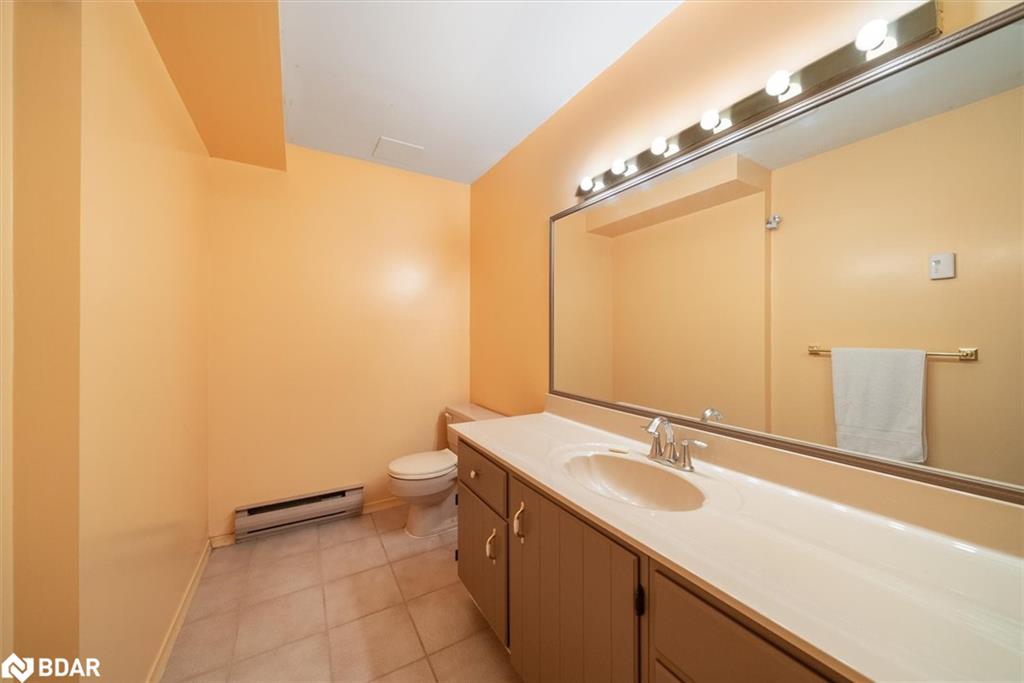 381 Country Club Circle Property Photo 19